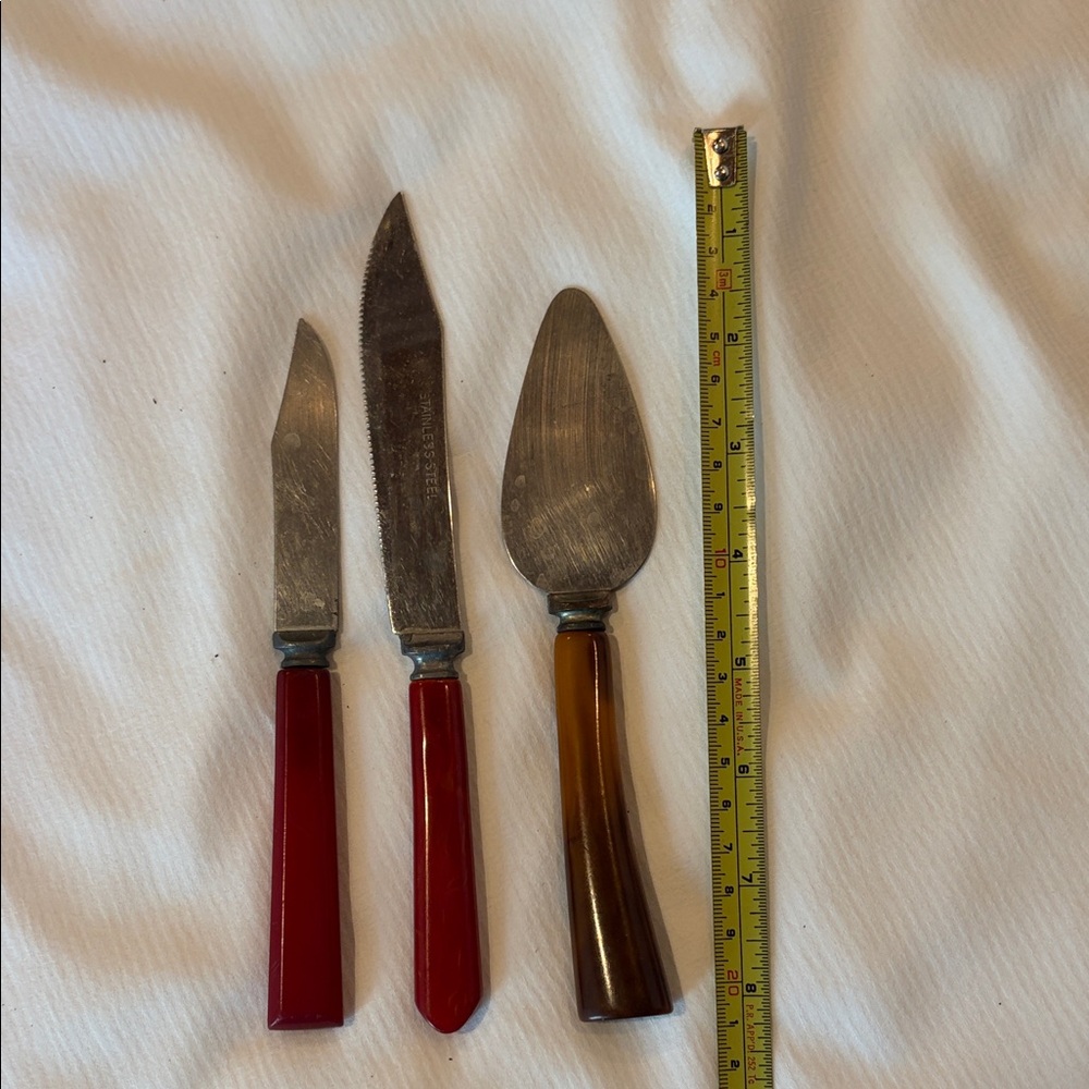 Vintage Bakelite Handle Cutlery Lot - 3 Pieces Red Brown Stainless - Picture 8 of 12